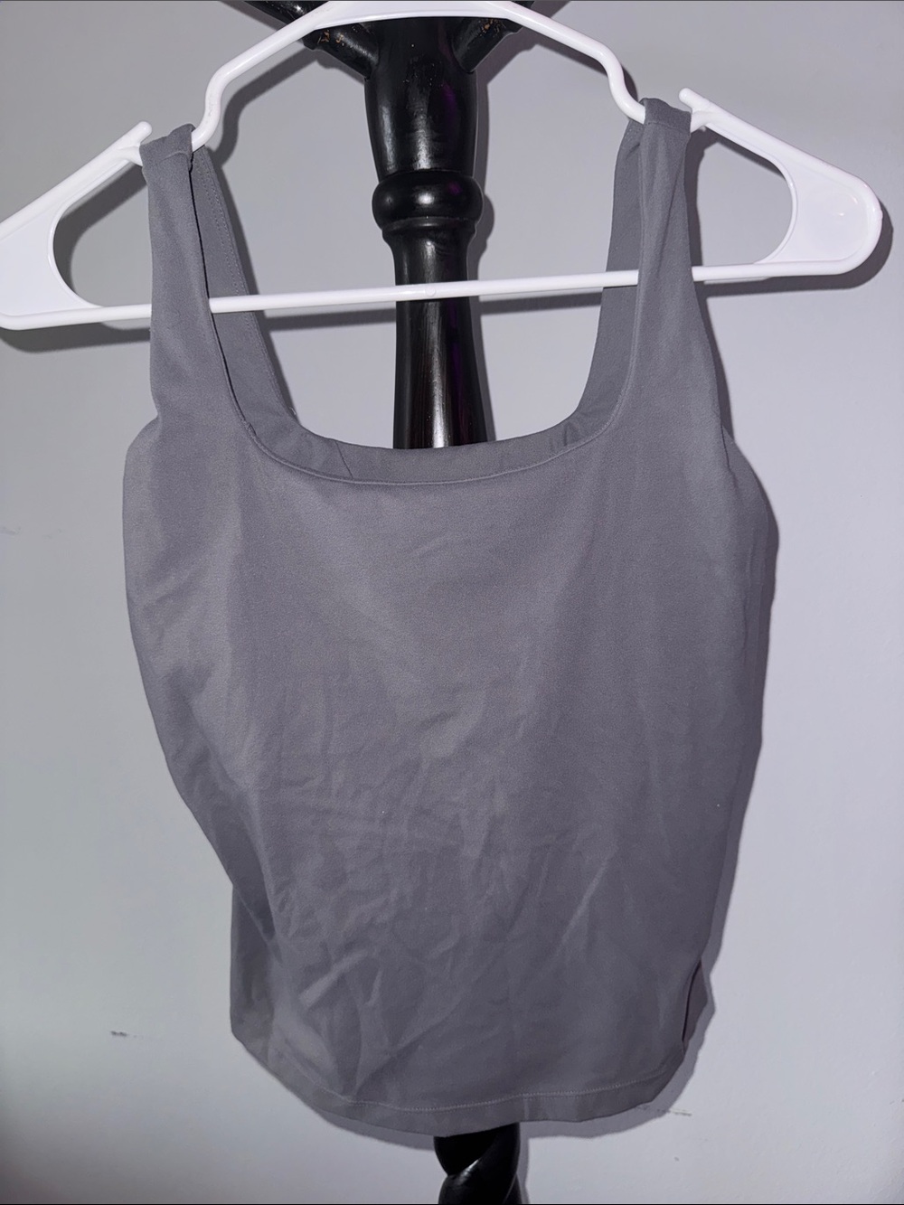 Women's Gray Scoop Neck Tank Top 20.T